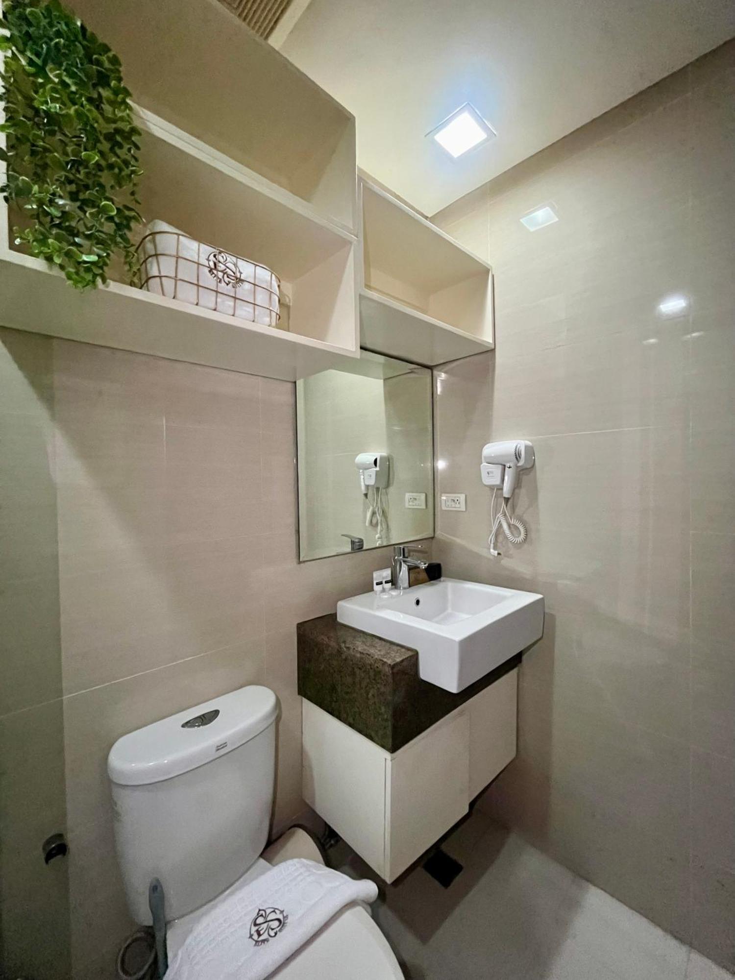 Greenbelt Hamilton Tower 1 Μακάτι Εξωτερικό φωτογραφία